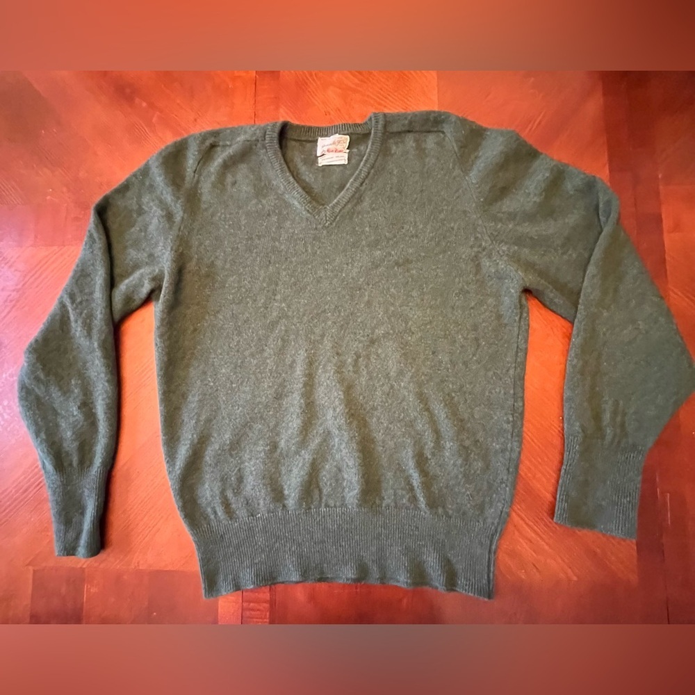 Alan Paine ‘Alexander Peters’ Green Cashmere Made In England Sweater MEDIUM